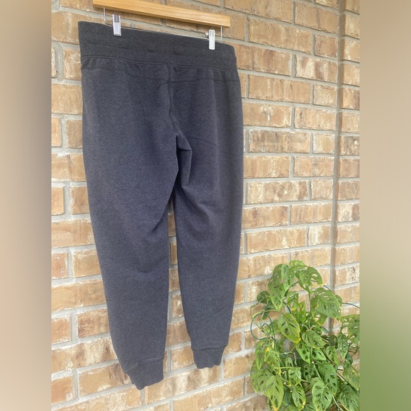 Lululemon Comfy As Sweat Joggers in Heathered Black, Size 10 - Picture 6 of 11